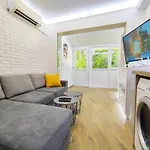 Ally's Place Appartement